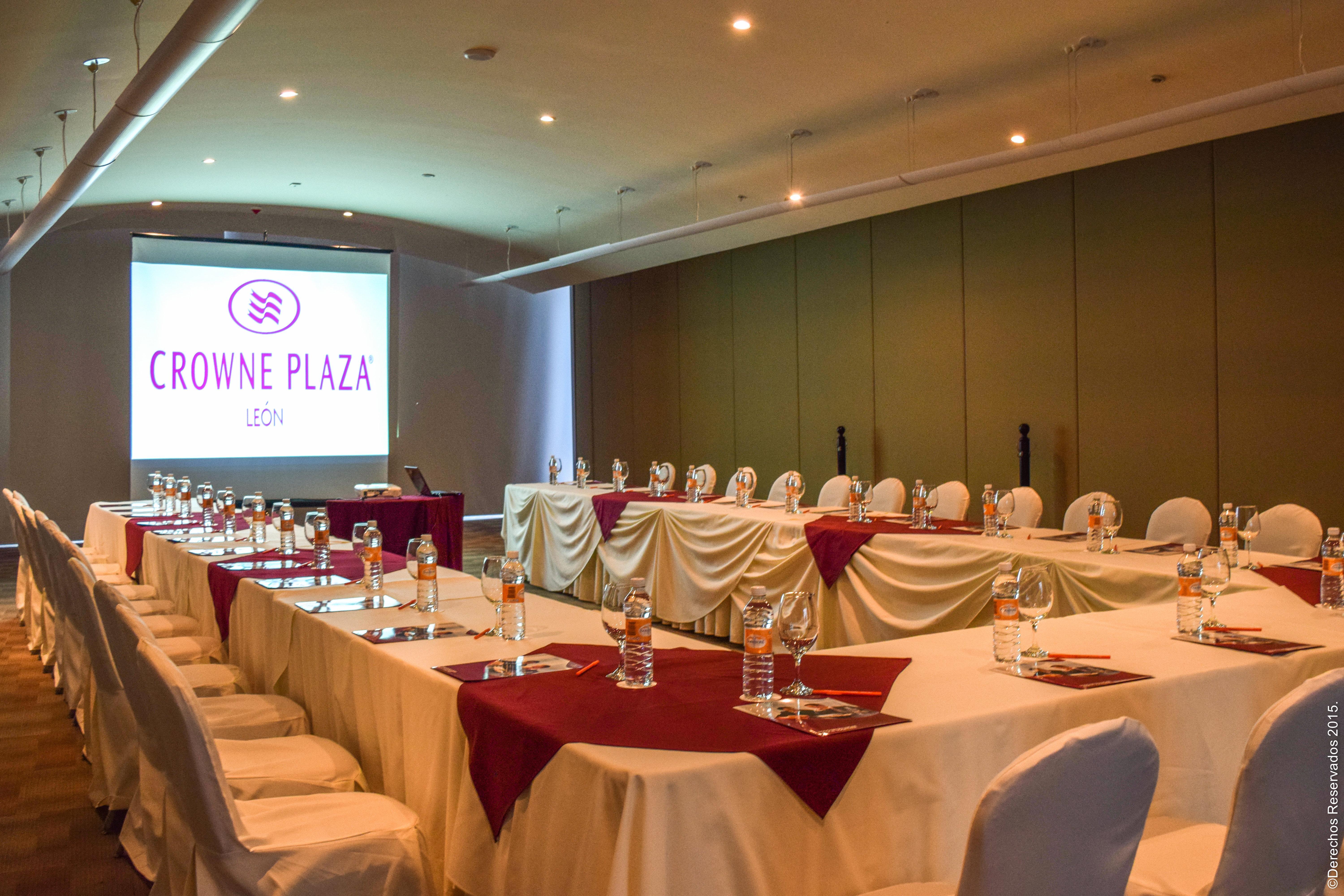Crowne Plaza Leon By Ihg Hotel Bagian luar foto