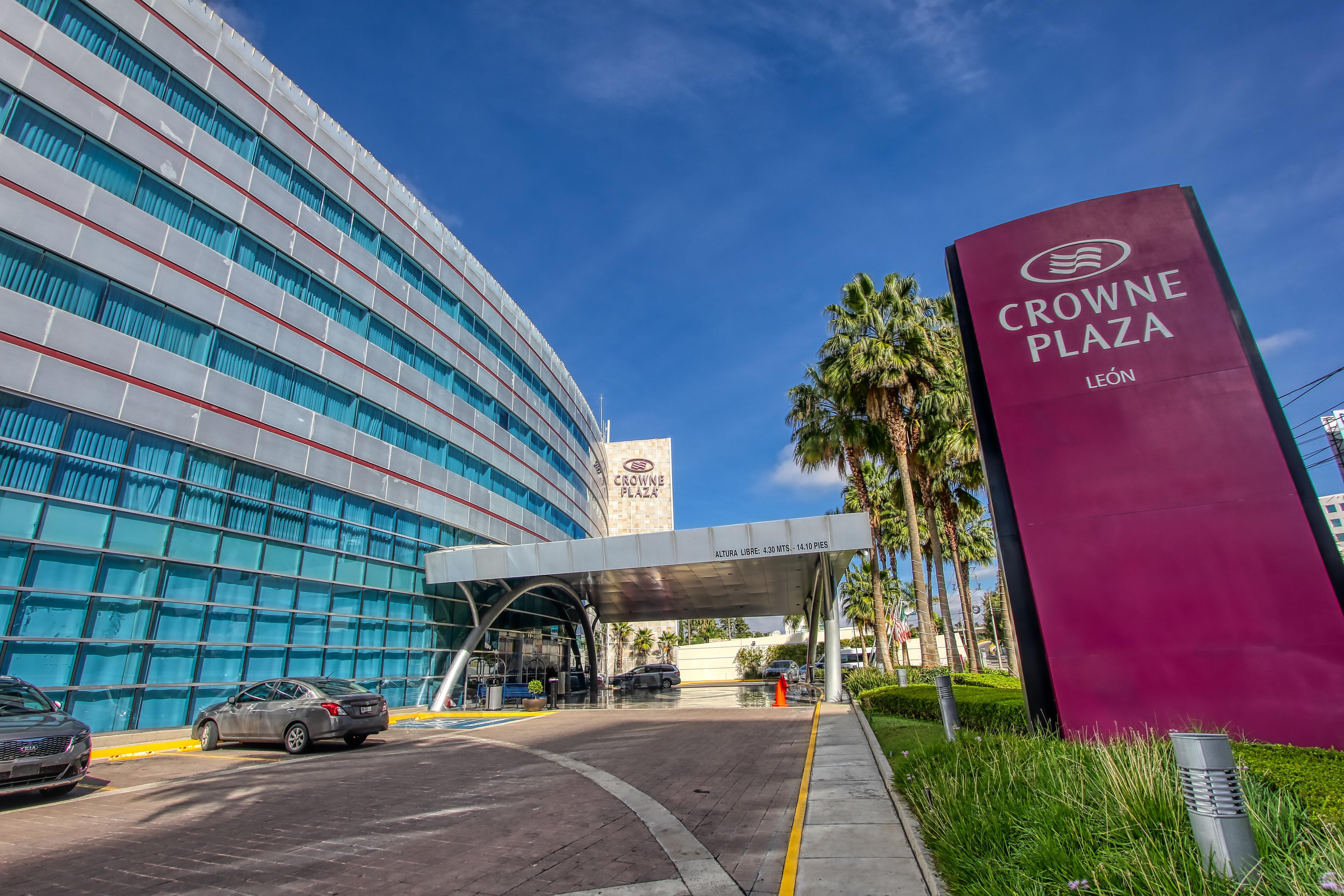 Crowne Plaza Leon By Ihg Hotel Bagian luar foto