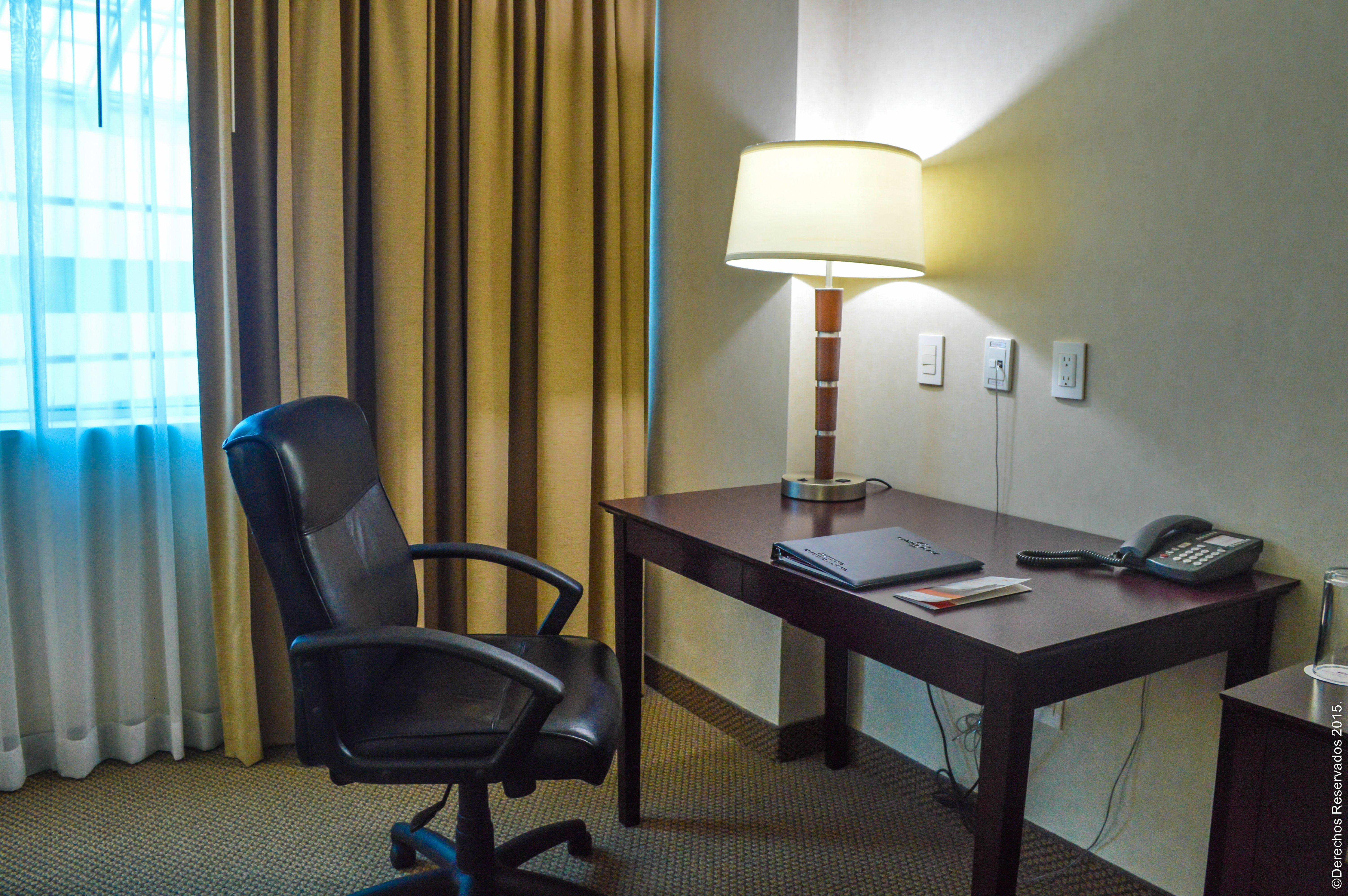 Crowne Plaza Leon By Ihg Hotel Bagian luar foto