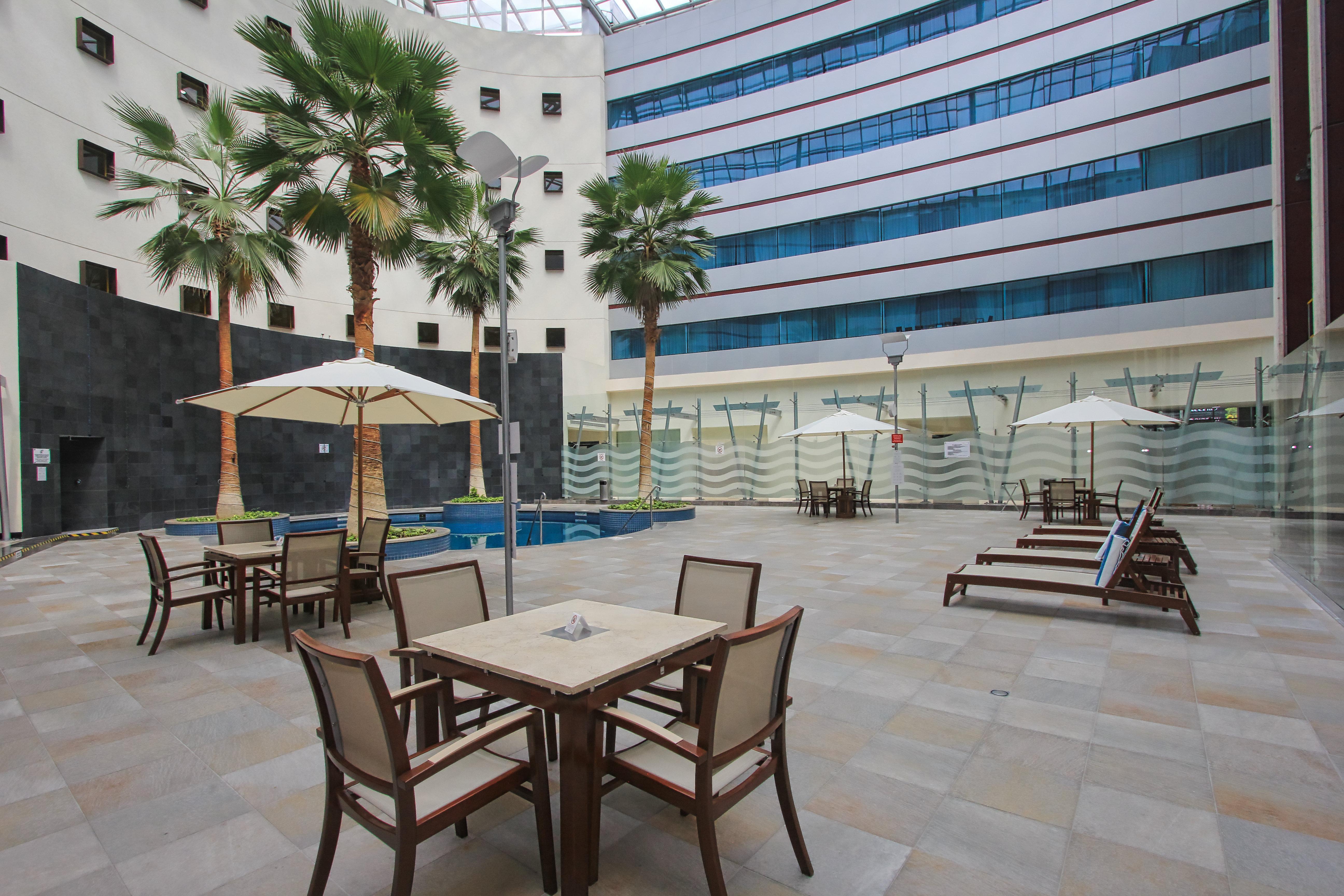 Crowne Plaza Leon By Ihg Hotel Bagian luar foto